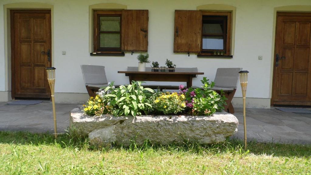Haus Am Osterbruennl * Ruhmannsfelden